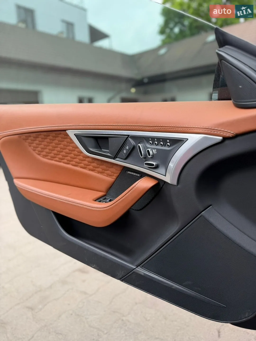 2020 Jaguar F-Type - мініатюра 4