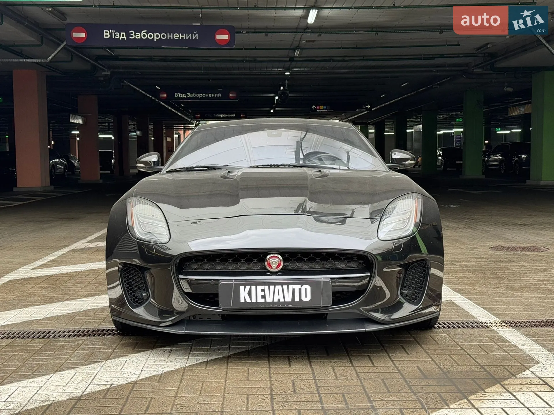 2018 Jaguar F-Type - мініатюра 3