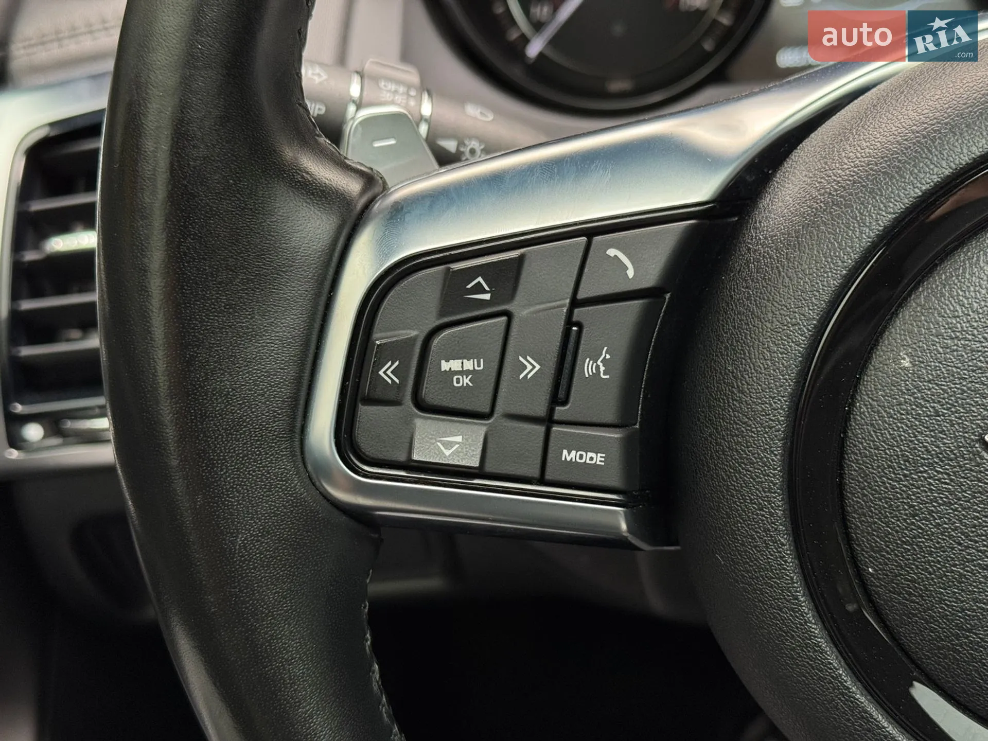 2018 Jaguar F-Type - мініатюра 22