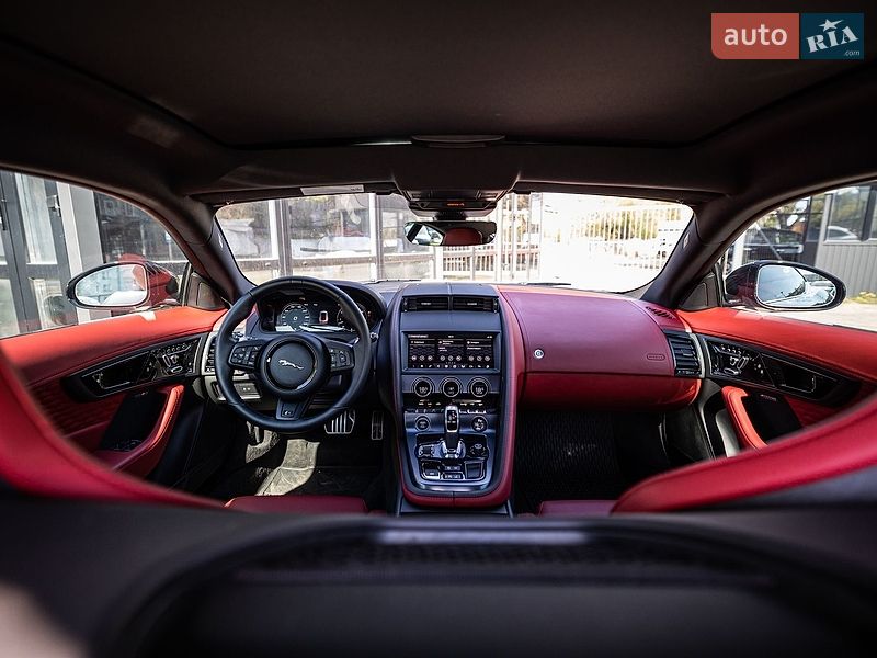 Купе Jaguar F-Type 2021 в Киеве фото 26 Купе Jaguar F-Type 2021 в Киеве