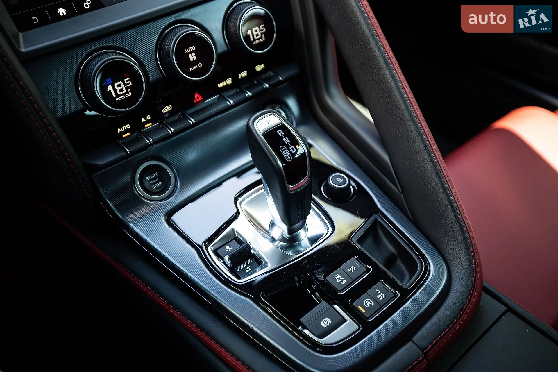 2021 Jaguar F-Type - мініатюра 28