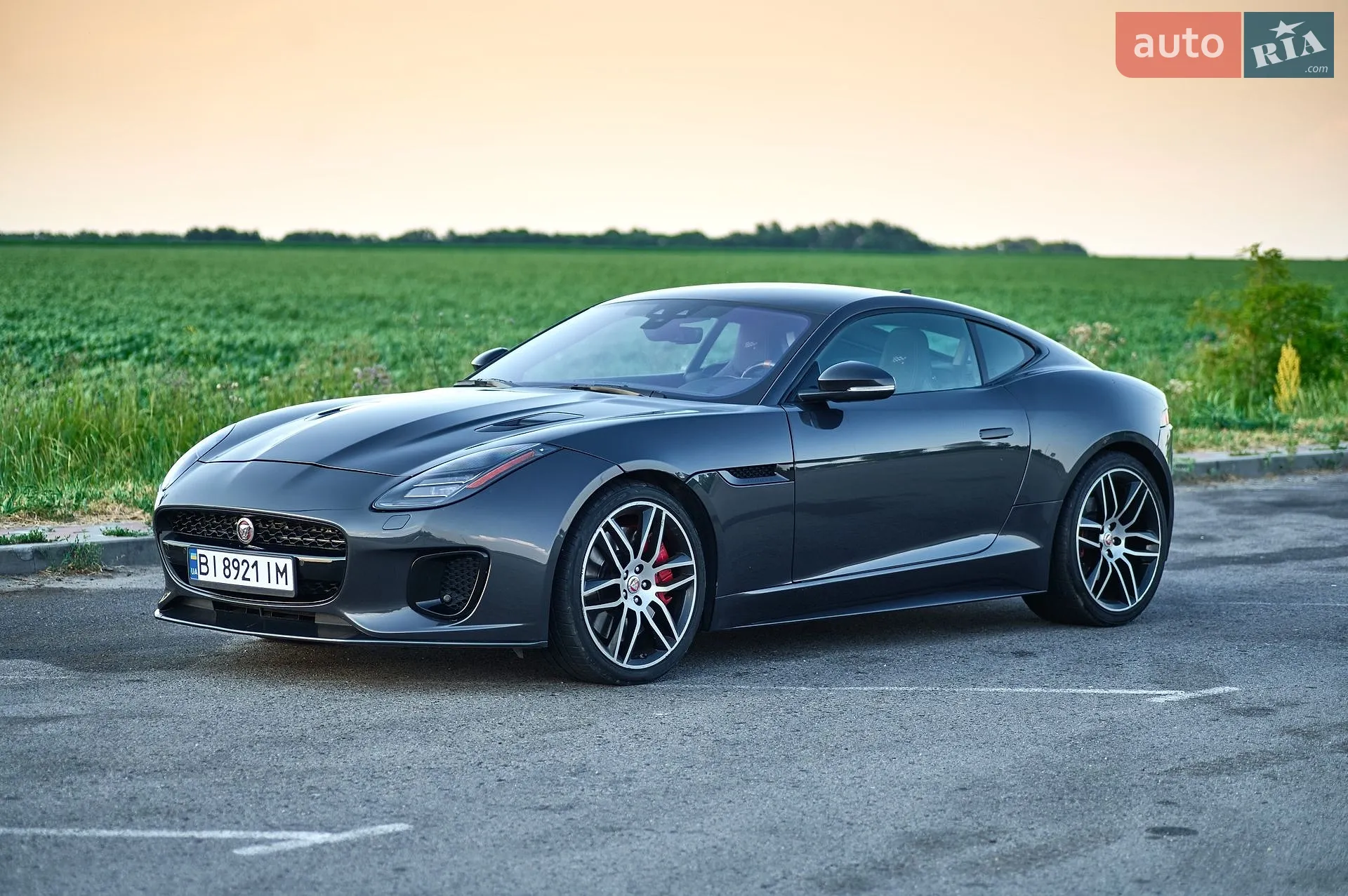 2019 Jaguar F-Type - мініатюра 10