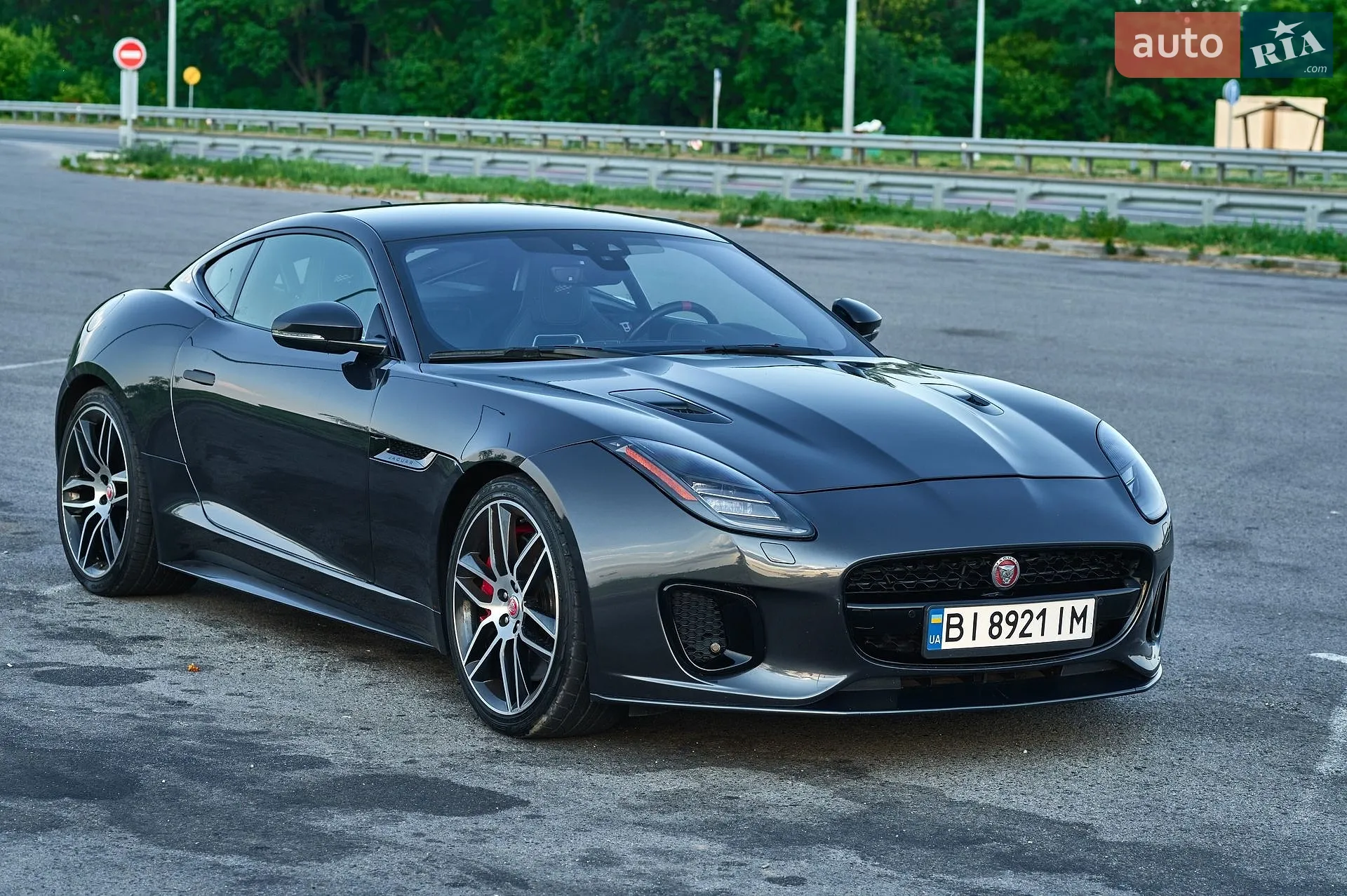 2019 Jaguar F-Type - мініатюра 18