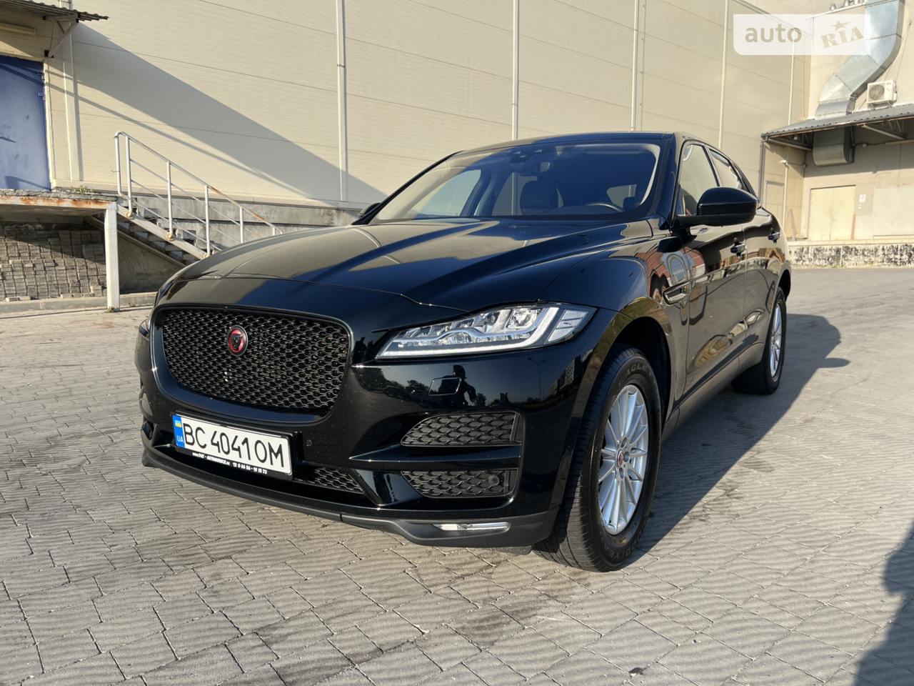 2018 Jaguar F-Pace - мініатюра 28