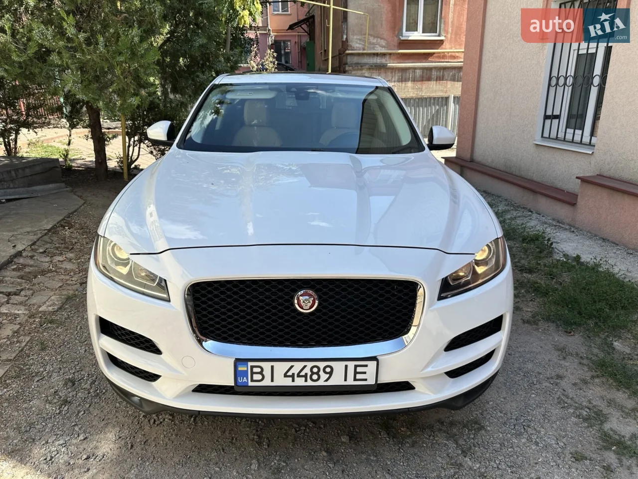 2017 Jaguar F-Pace - мініатюра 20