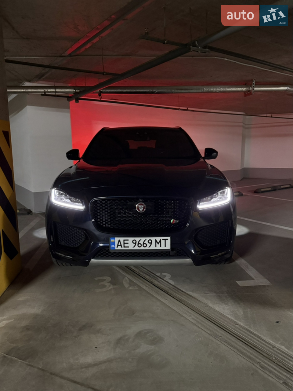 2017 Jaguar F-Pace - мініатюра 35