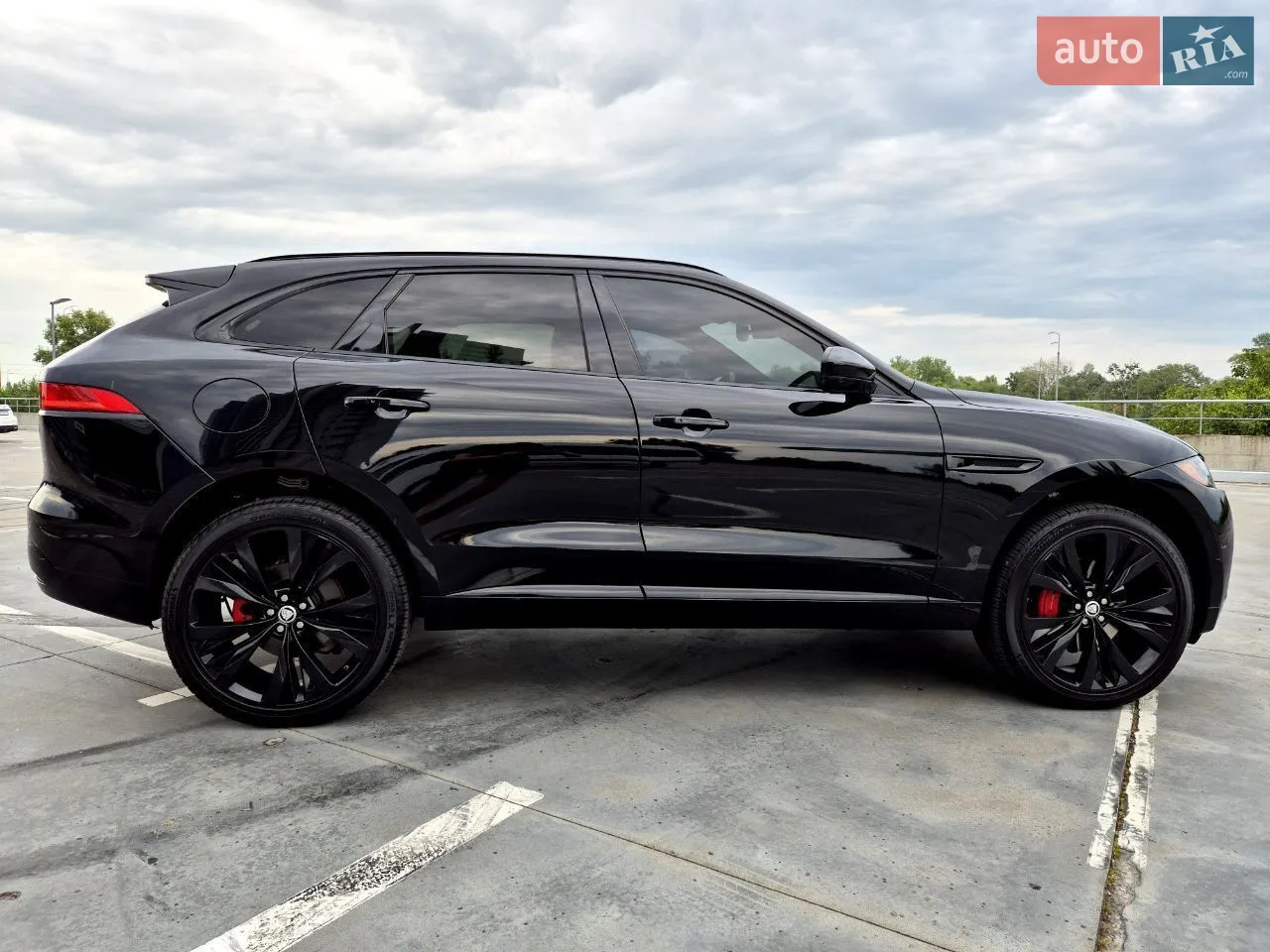 2017 Jaguar F-Pace - мініатюра 40