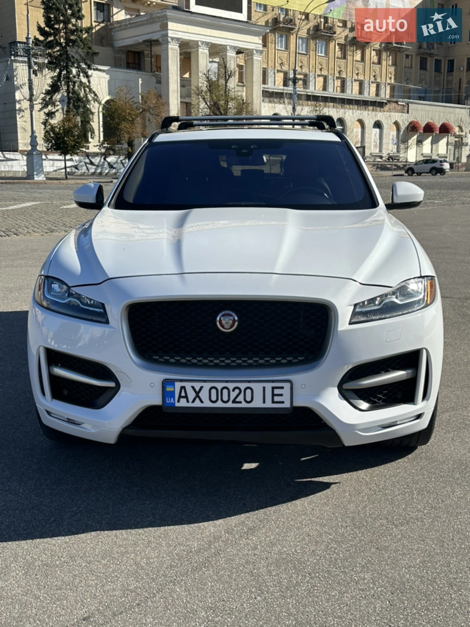 2017 Jaguar F-Pace - мініатюра 21