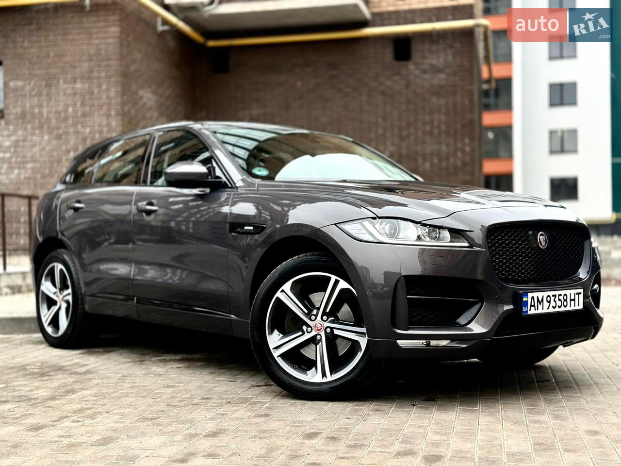 2016 Jaguar F-Pace - мініатюра 16