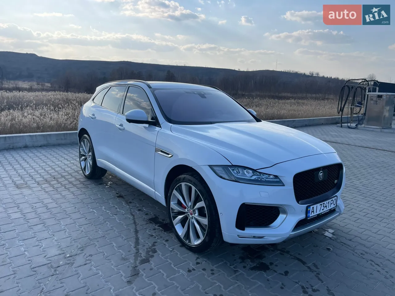2016 Jaguar F-Pace - мініатюра 20