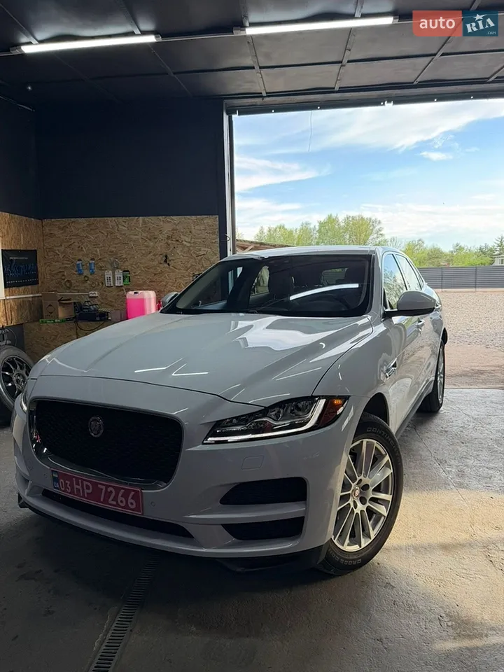 2017 Jaguar F-Pace - мініатюра 34