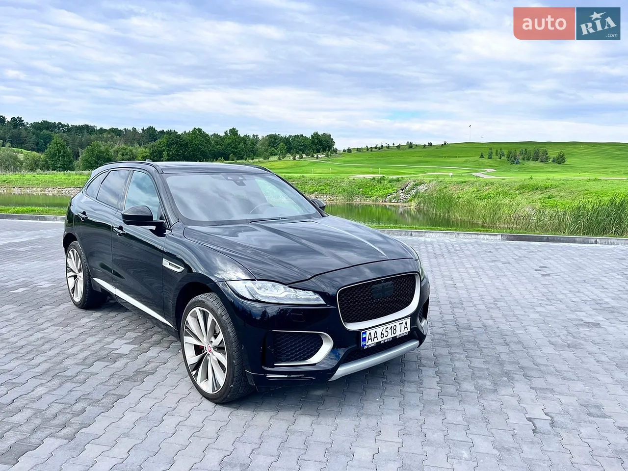 2017 Jaguar F-Pace - мініатюра 34