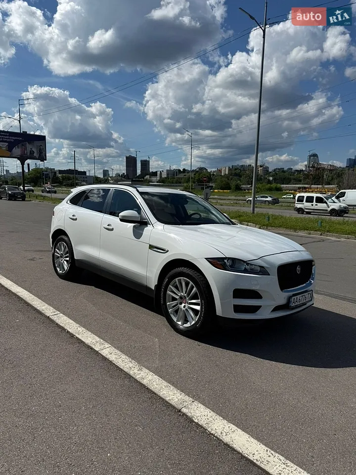 2018 Jaguar F-Pace - мініатюра 41