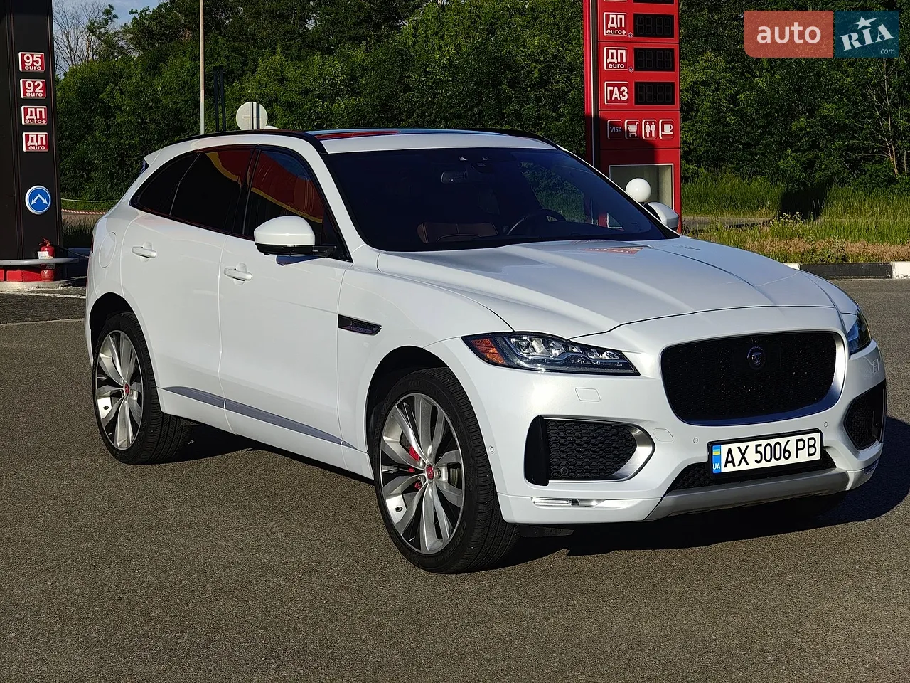 2016 Jaguar F-Pace - мініатюра 56