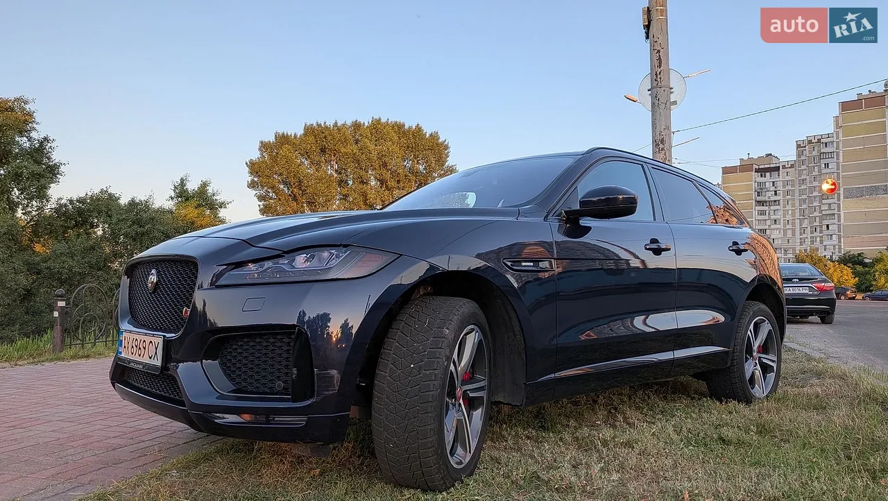2018 Jaguar F-Pace - мініатюра 39