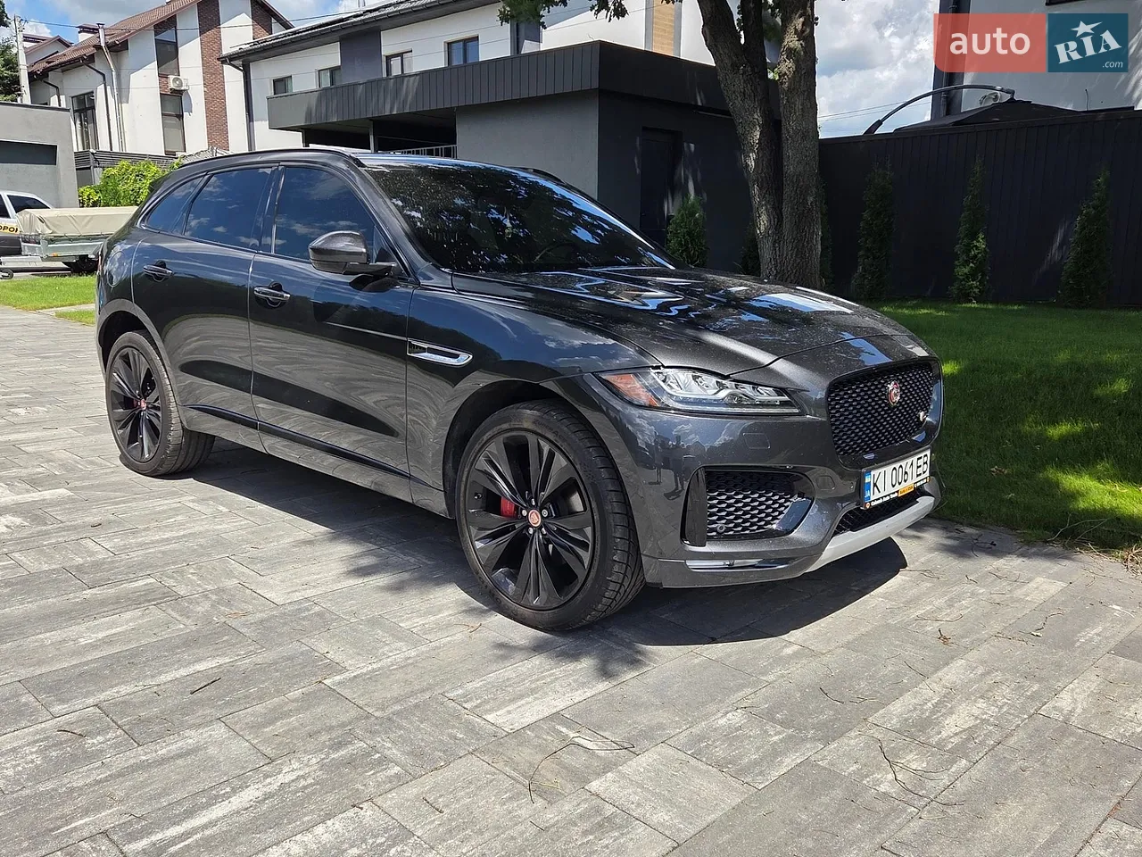 2018 Jaguar F-Pace - мініатюра 12