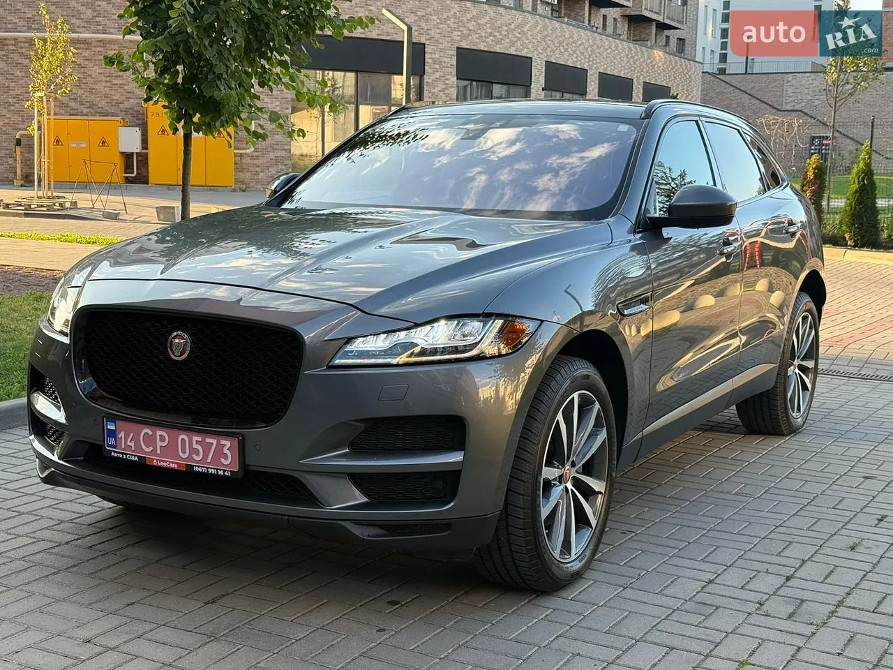2018 Jaguar F-Pace - мініатюра 29