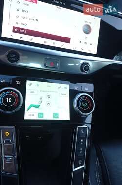 Внедорожник / Кроссовер Jaguar I-Pace 2018 в 