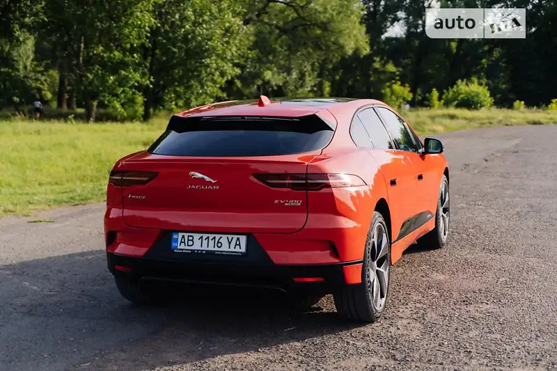 Позашляховик / Кросовер Jaguar I-Pace 2018 в 