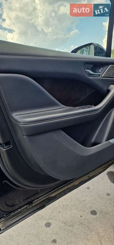 Внедорожник / Кроссовер Jaguar I-Pace 2018 в Харькове фото 43 Внедорожник / Кроссовер Jaguar I-Pace 2018 в Харькове