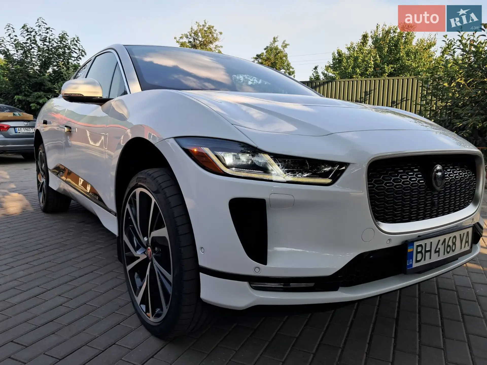 2019 Jaguar I-Pace - мініатюра 7
