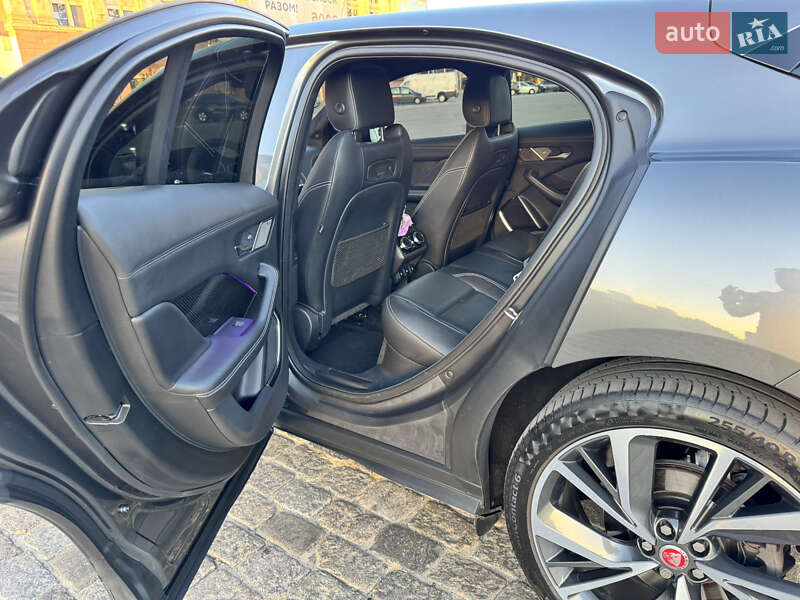 Позашляховик / Кросовер Jaguar I-Pace 2018 в Дніпрі