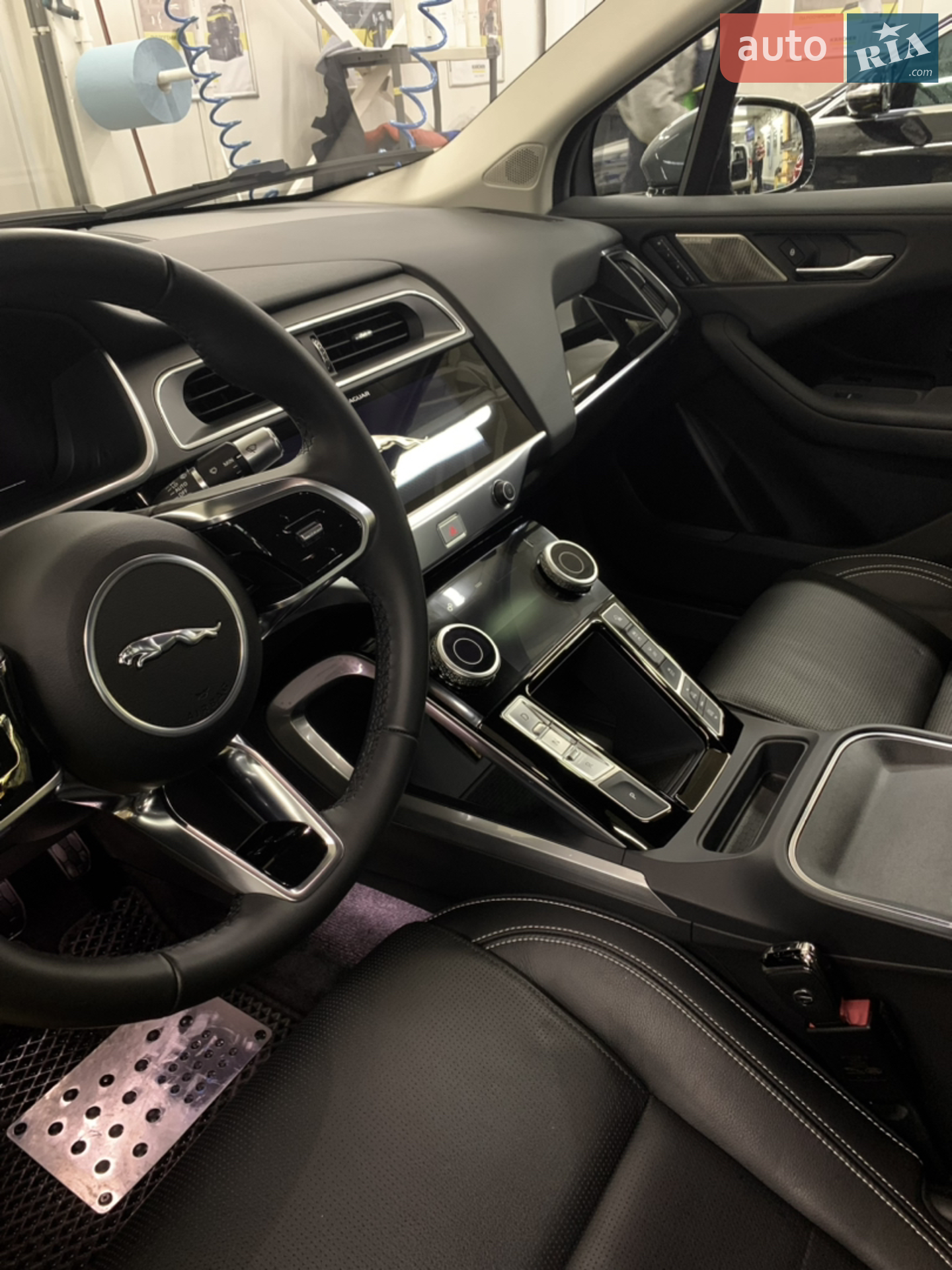 2019 Jaguar I-Pace - мініатюра 34