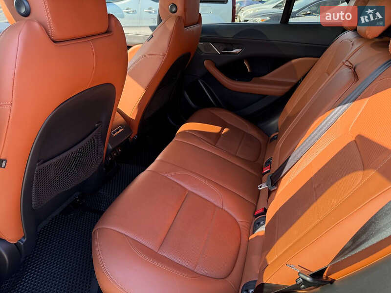Позашляховик / Кросовер Jaguar I-Pace 2018 в Коломиї