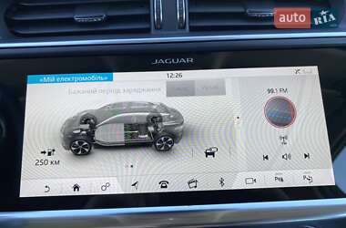 Внедорожник / Кроссовер Jaguar I-Pace 2019 в 