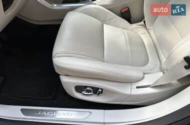 Позашляховик / Кросовер Jaguar I-Pace 2021 в 