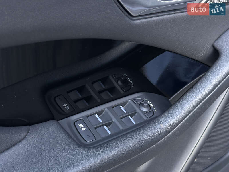 Внедорожник / Кроссовер Jaguar I-Pace 2020 в Киеве