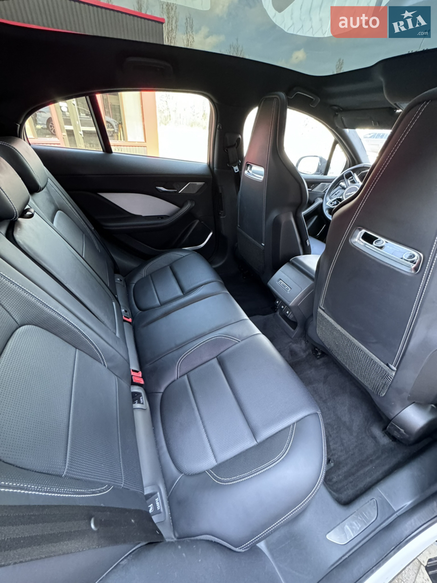 Jaguar I-Pace 2018 VIN SADHA2B15K1F67066 фото оголошення 7 з 11