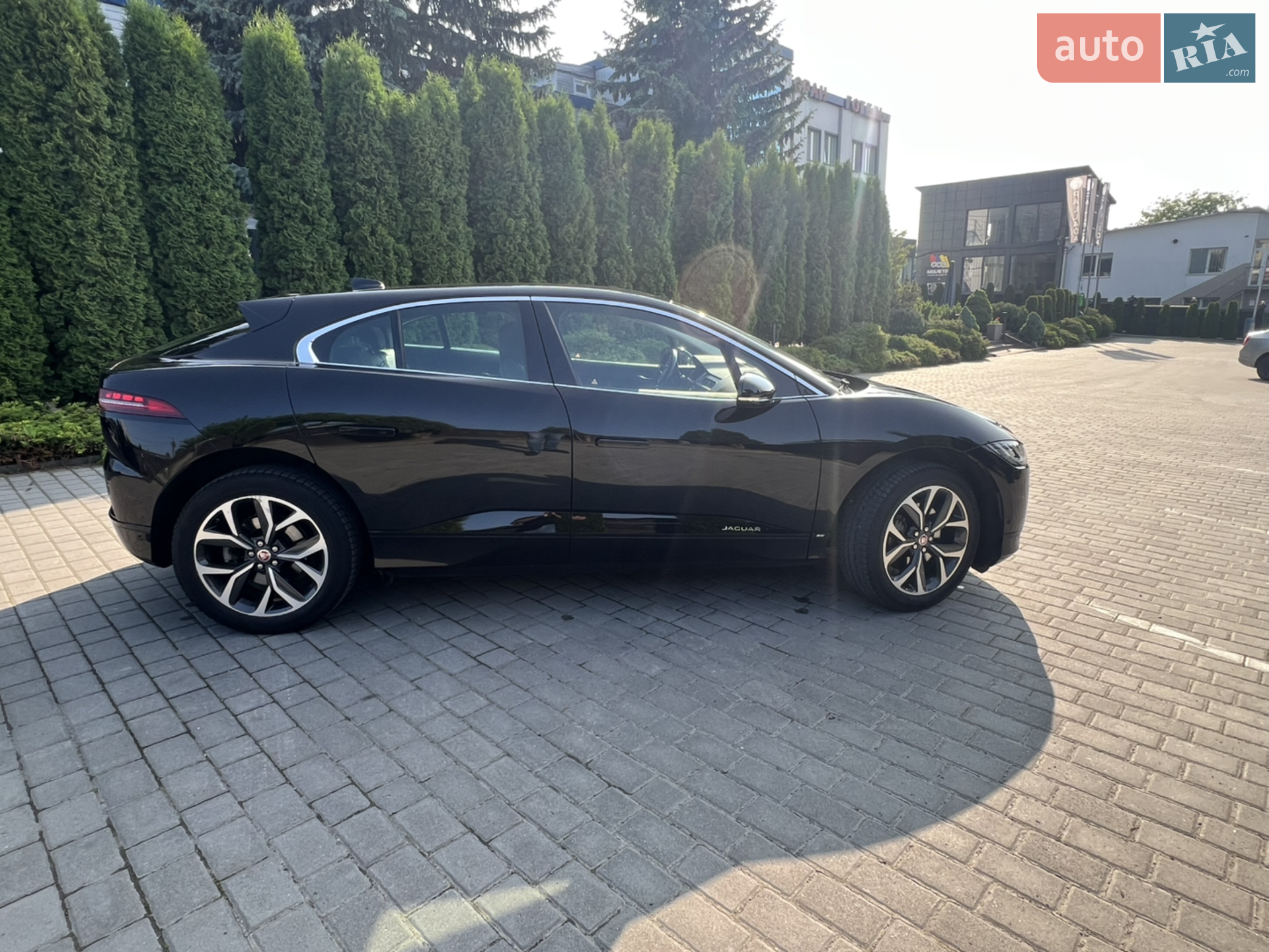 2019 Jaguar I-Pace - мініатюра 4