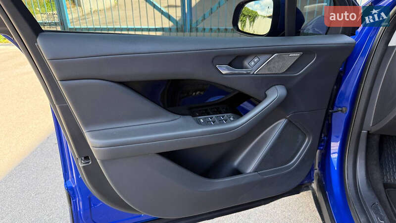 Внедорожник / Кроссовер Jaguar I-Pace 2019 в Киеве