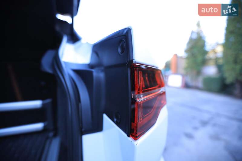 Позашляховик / Кросовер Jaguar I-Pace 2019 в Києві