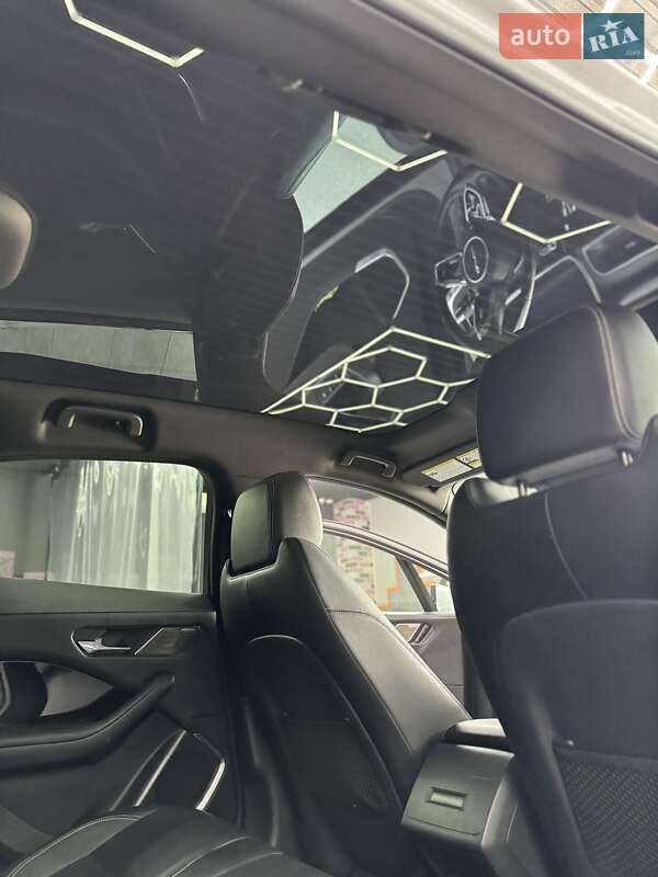 Позашляховик / Кросовер Jaguar I-Pace 2019 в Житомирі