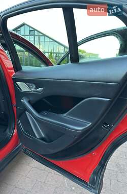 Позашляховик / Кросовер Jaguar I-Pace 2021 в 