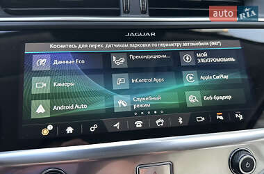 Позашляховик / Кросовер Jaguar I-Pace 2020 в 