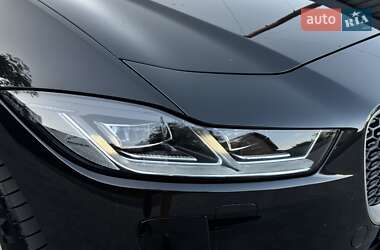 Внедорожник / Кроссовер Jaguar I-Pace 2018 в 