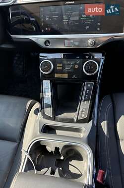 Позашляховик / Кросовер Jaguar I-Pace 2020 в 