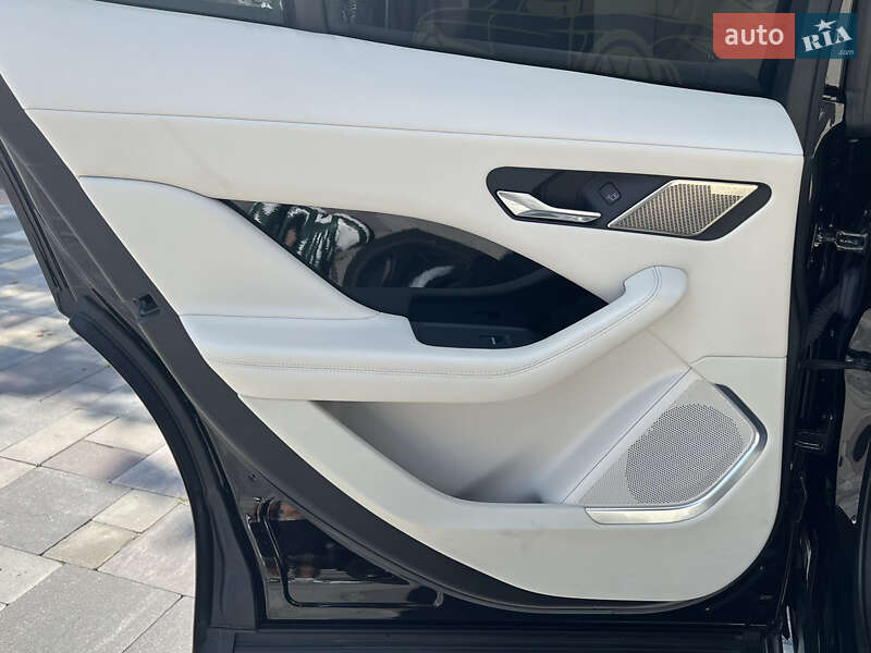 Внедорожник / Кроссовер Jaguar I-Pace 2019 в Киеве