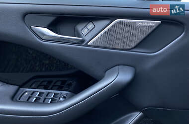 Позашляховик / Кросовер Jaguar I-Pace 2019 в 