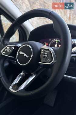 Позашляховик / Кросовер Jaguar I-Pace 2020 в 