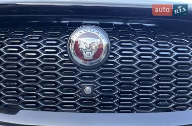 Позашляховик / Кросовер Jaguar I-Pace 2021 в 