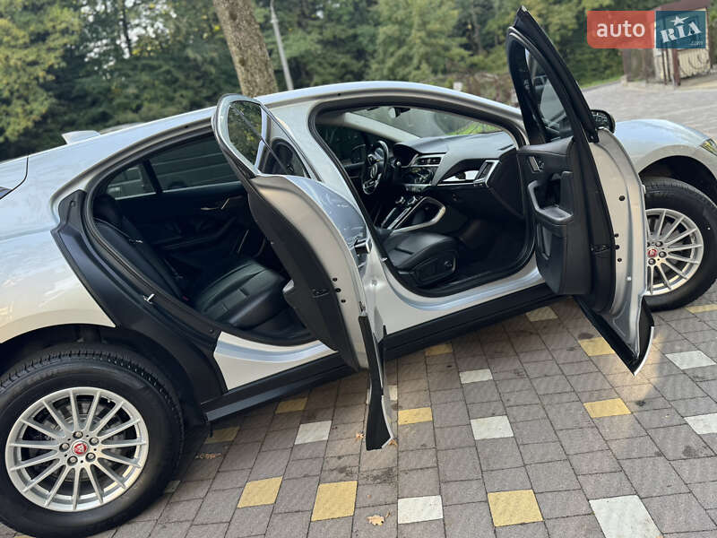 Позашляховик / Кросовер Jaguar I-Pace 2019 в Трускавці