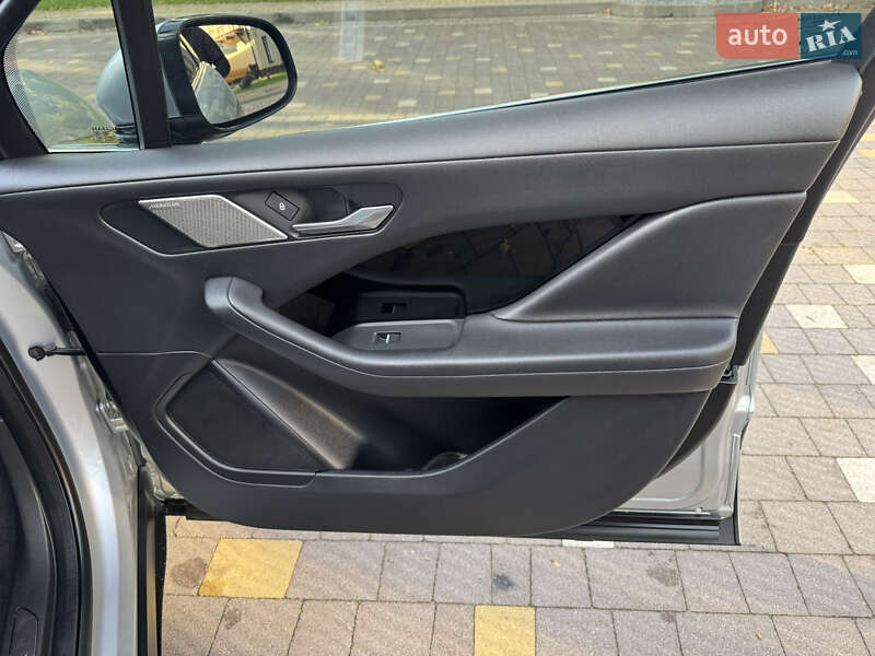 Позашляховик / Кросовер Jaguar I-Pace 2019 в Трускавці