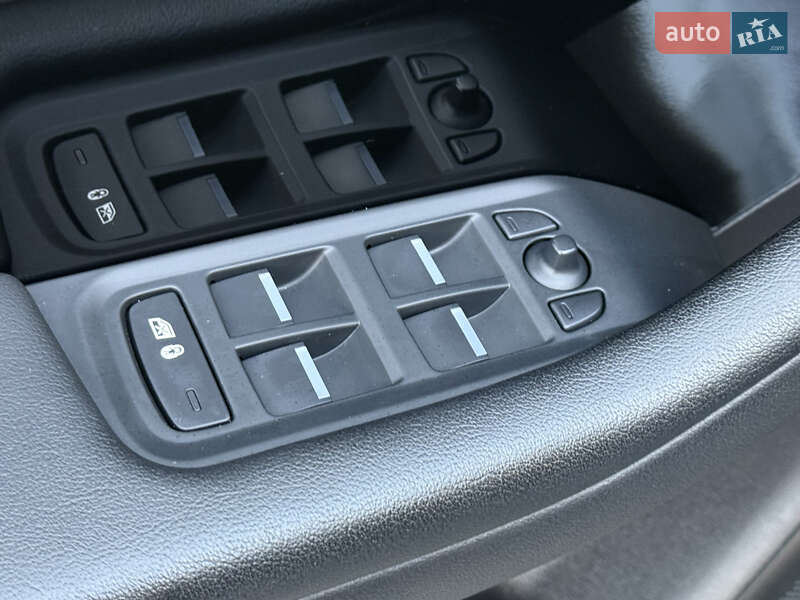 Внедорожник / Кроссовер Jaguar I-Pace 2020 в Ровно фото 60 Внедорожник / Кроссовер Jaguar I-Pace 2020 в Ровно