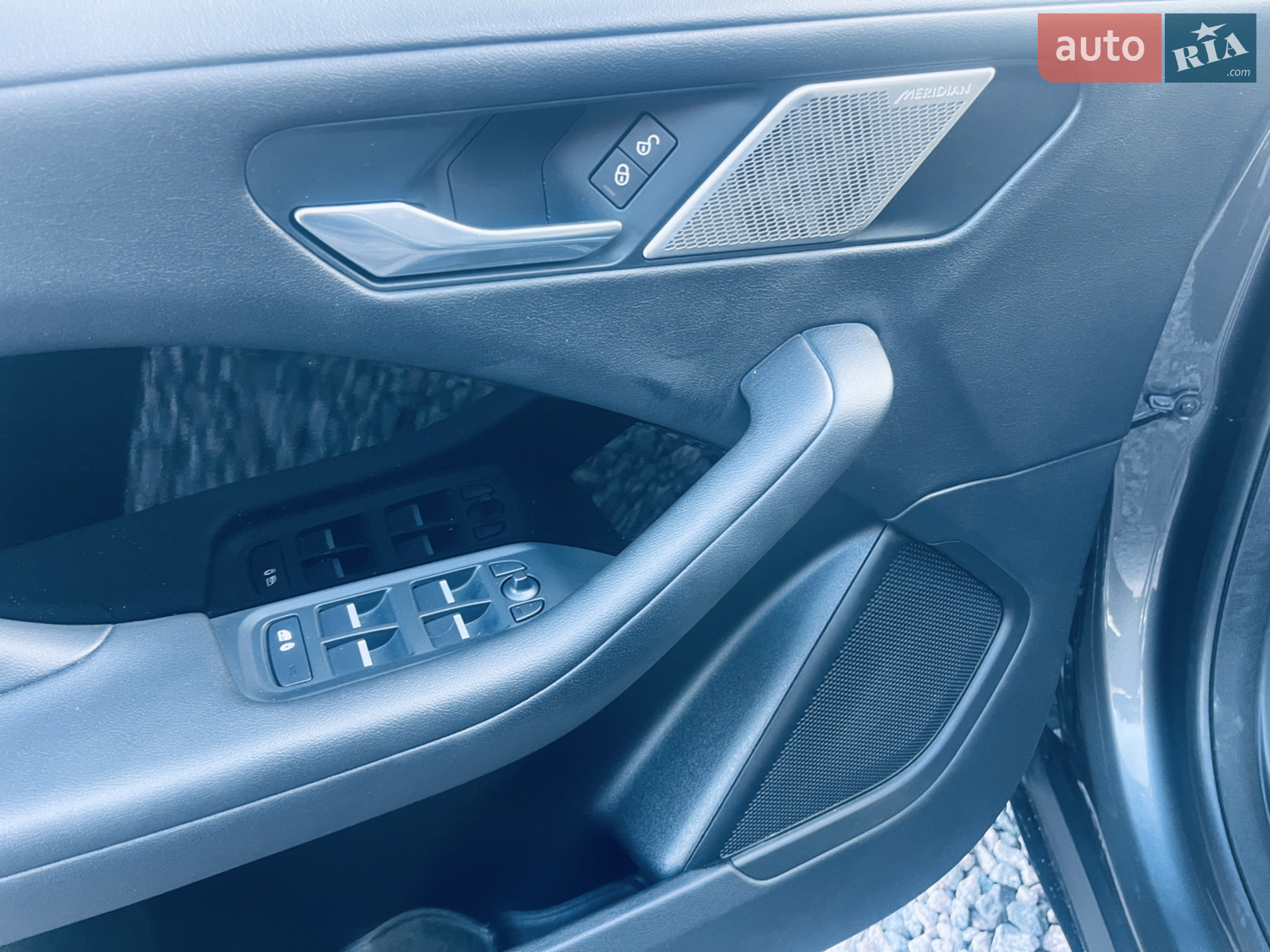 2019 Jaguar I-Pace - мініатюра 11