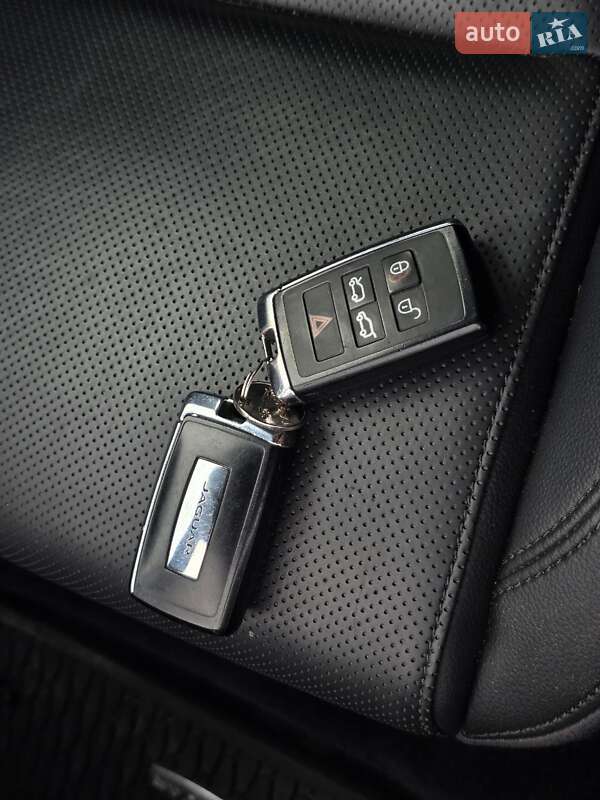 Позашляховик / Кросовер Jaguar I-Pace 2019 в Тернополі фото 30 Позашляховик / Кросовер Jaguar I-Pace 2019 в Тернополі