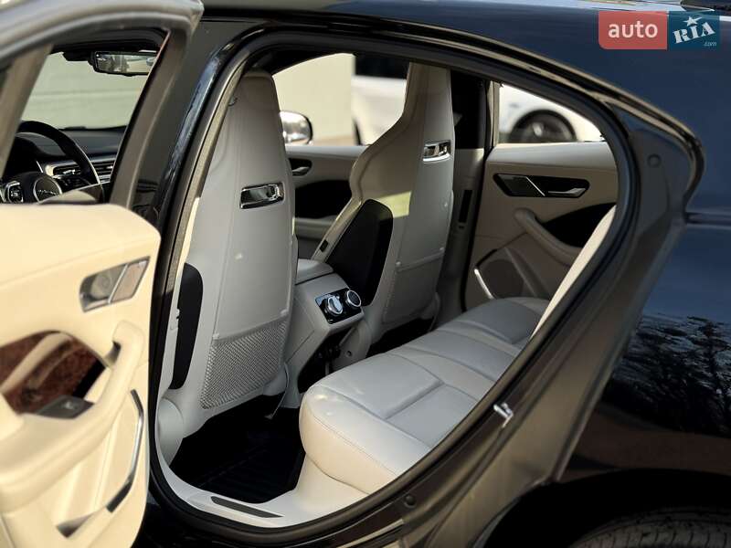 Внедорожник / Кроссовер Jaguar I-Pace 2021 в Киеве